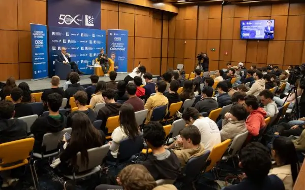 Video | CESA en Democracia recibió a Claudia López: trayectoria, propuestas y estilo de liderazgo