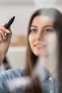 ¿Cómo las mujeres líderes están convirtiendo su Marca Personal en un activo estratégico?