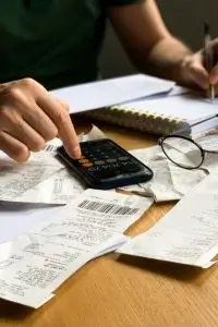 Con más salario mínimo, las empresas deberán responder con hechos y no con discursos