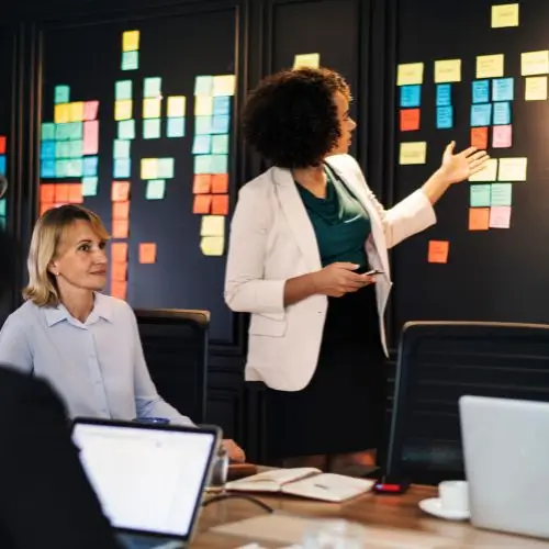 Liderar en la incertidumbre: los grandes desafíos de la alta dirección en el 2026