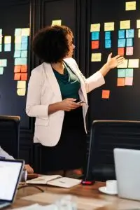 Liderar en la incertidumbre: los grandes desafíos de la alta dirección en el 2026