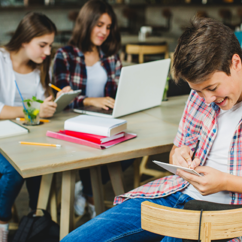 Educar en la era del scroll infinito